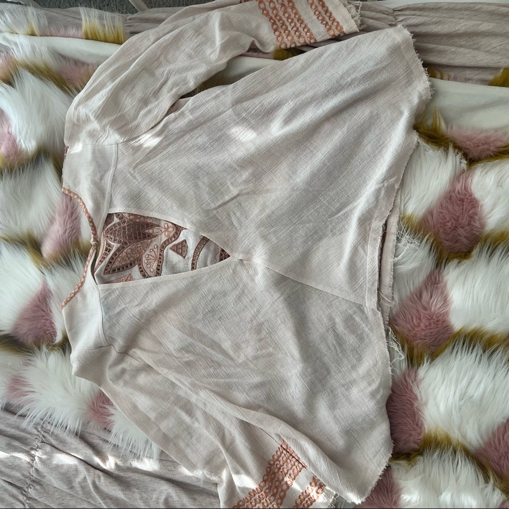 Free People LS embroidered top - XS - Picture 4 of 4
